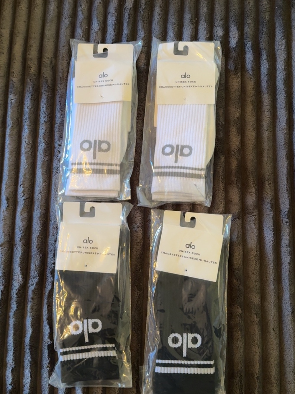 ALO Yoga Unisex Crew Socks Pack in White and Black